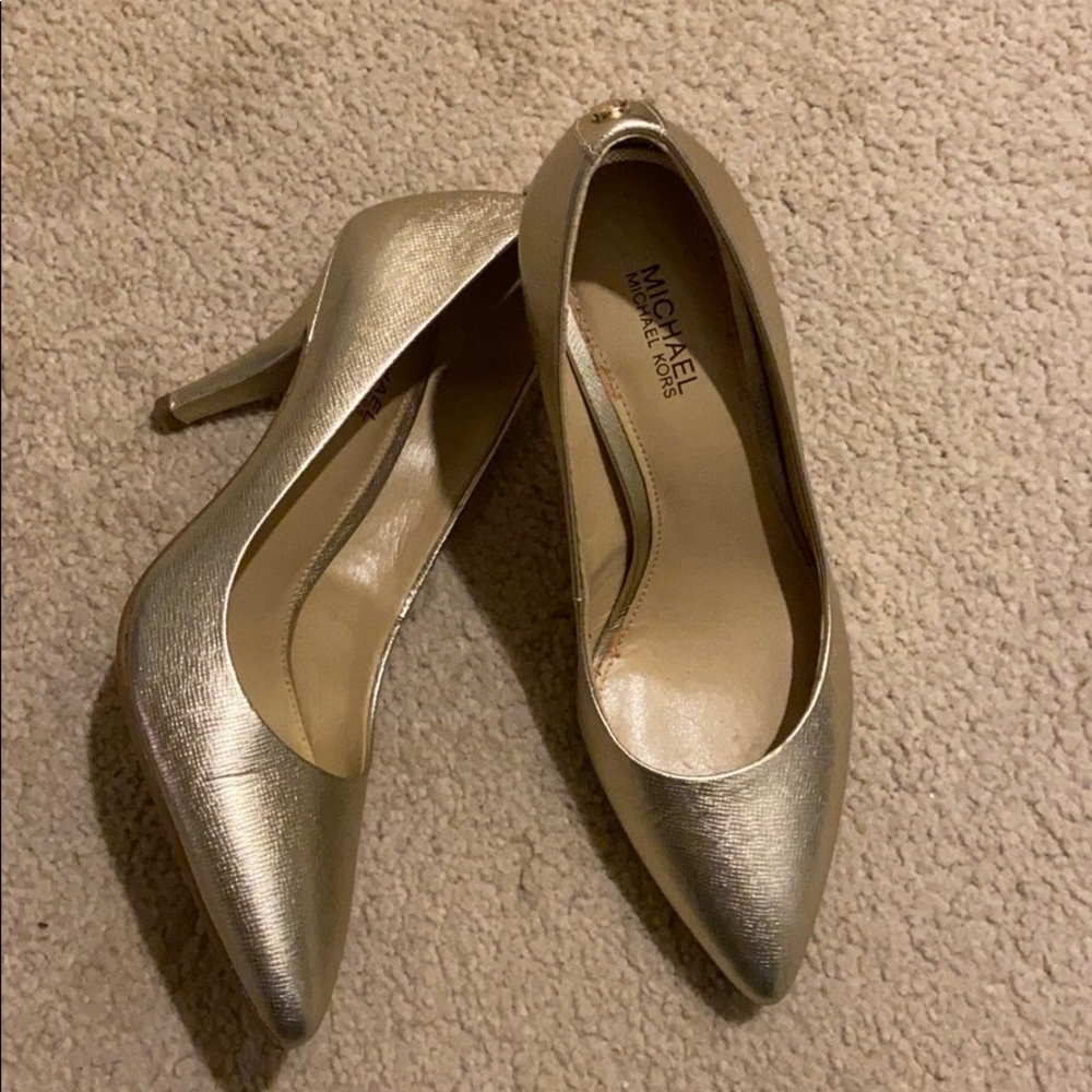 Michael Kors Flex Pump Pale Gold Metallic